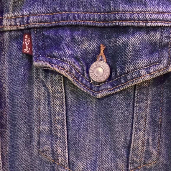 Levi’s Vintage Sleeveless Blue Jean Jacket - Picture 2 of 4